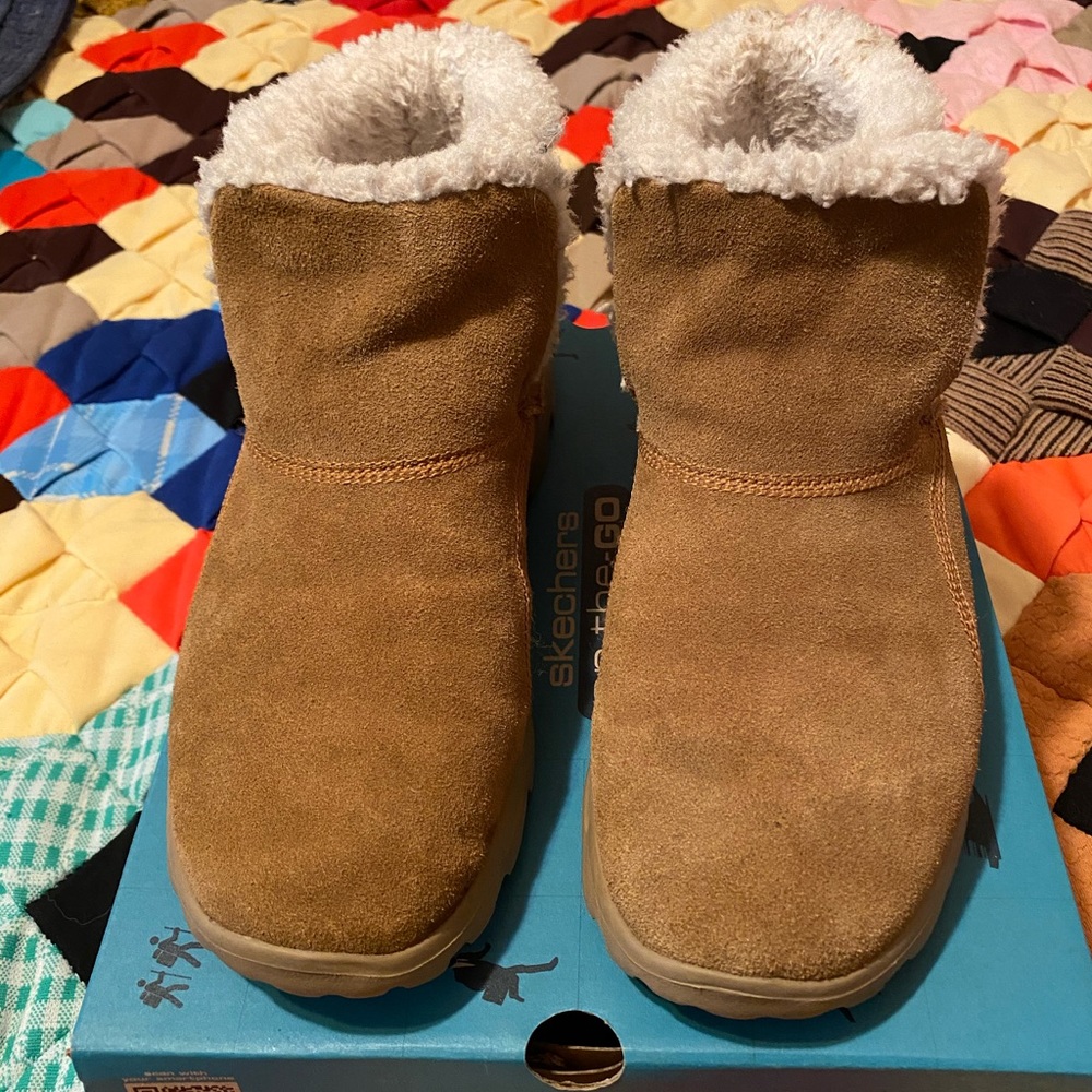 Sketcher booties